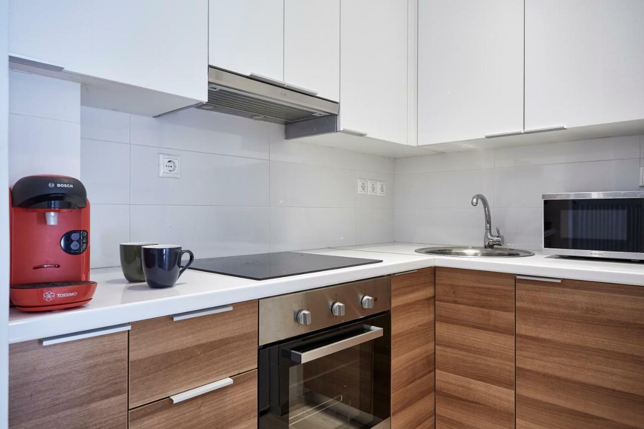 Modern Elegant Apt At Kolonaki Афіни Екстер'єр фото